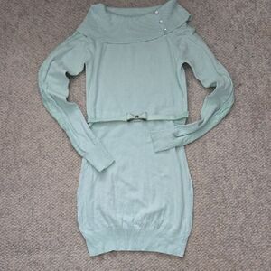 Candie's Light Green Knit Top
